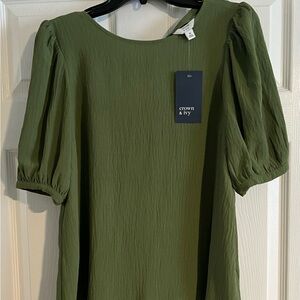 Crown & Ivy Women's Olive Top